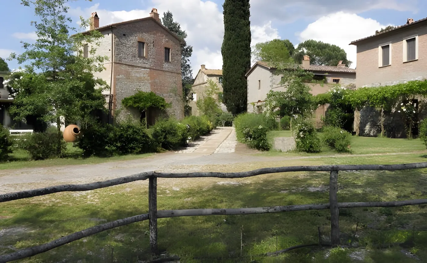 Vista aerea del borgo