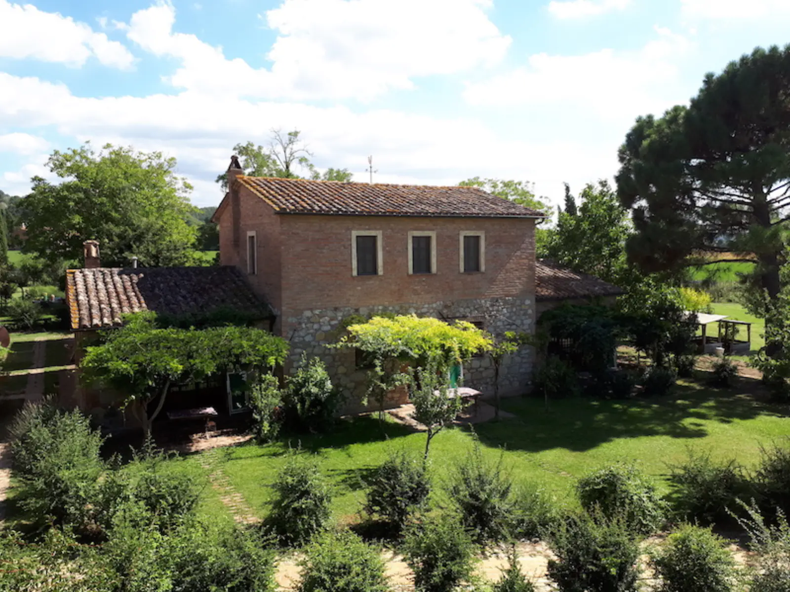 Borgo · scorci e dettagli