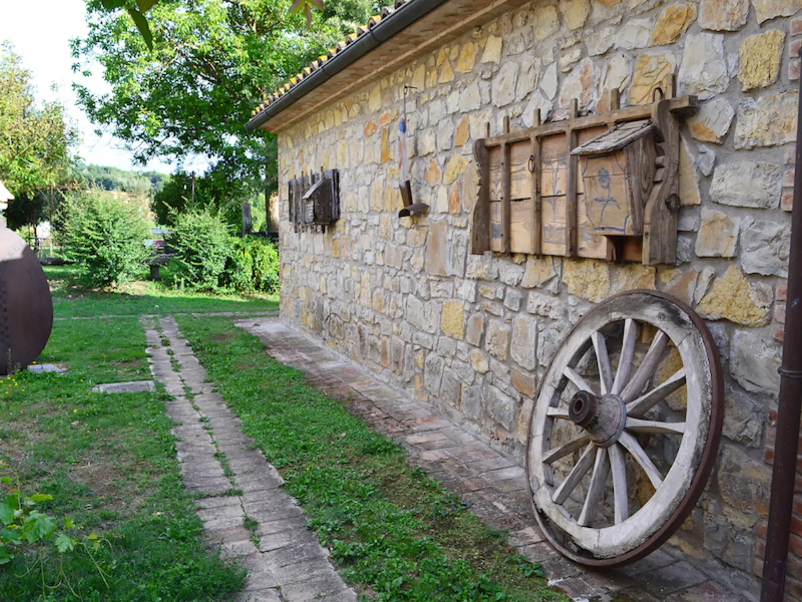 Borgo · scorci e dettagli